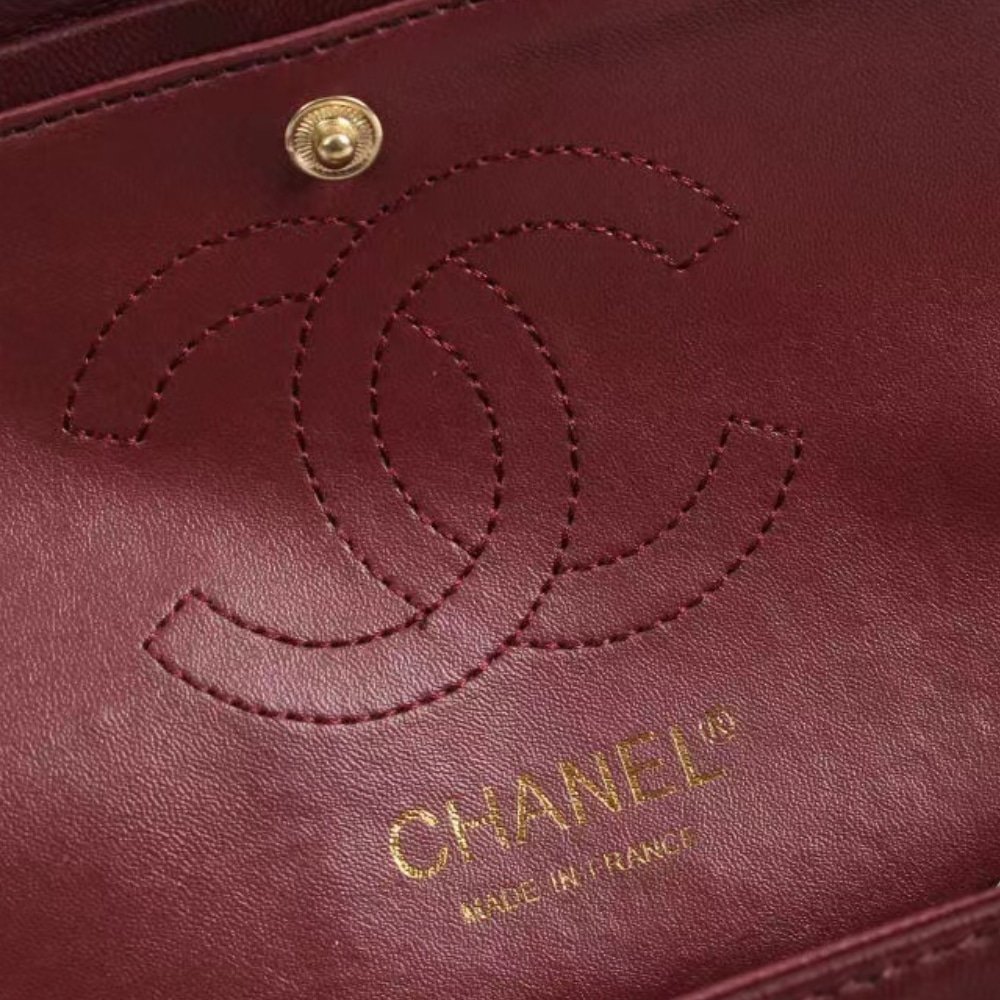 Ch**el Classic Handbag Red 25Cm