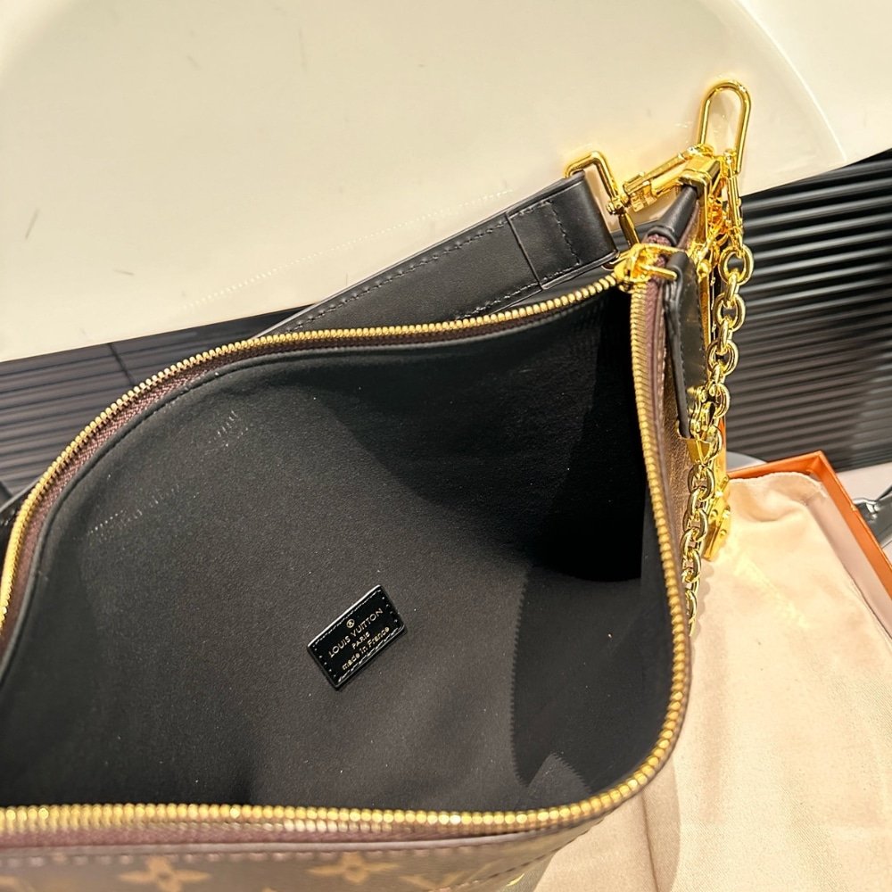 L0vis Vvtt0n Lucky Trunk Bag Black 38Cm M12075