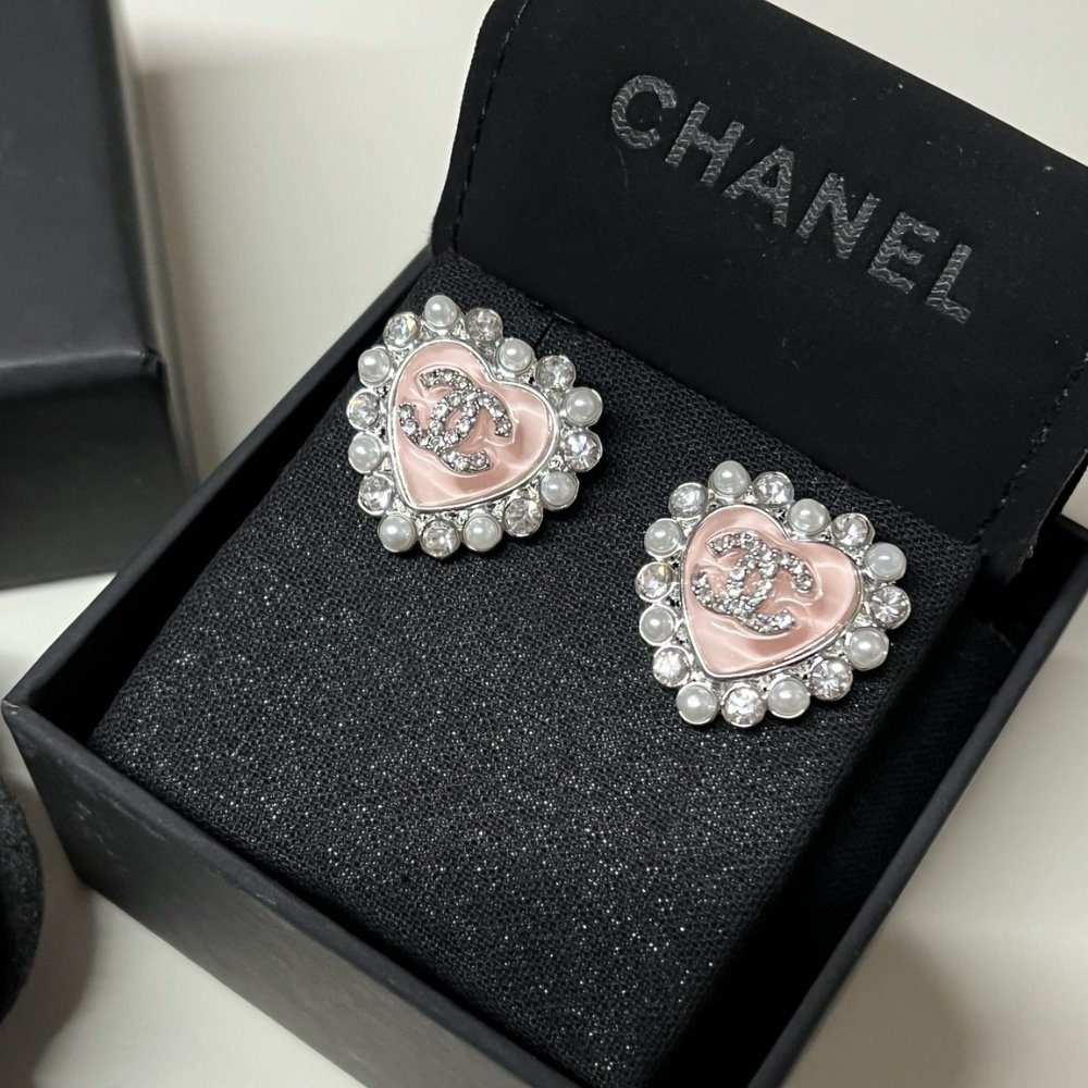 Ch**el Heart Motif And Crystal Earrings In Pink