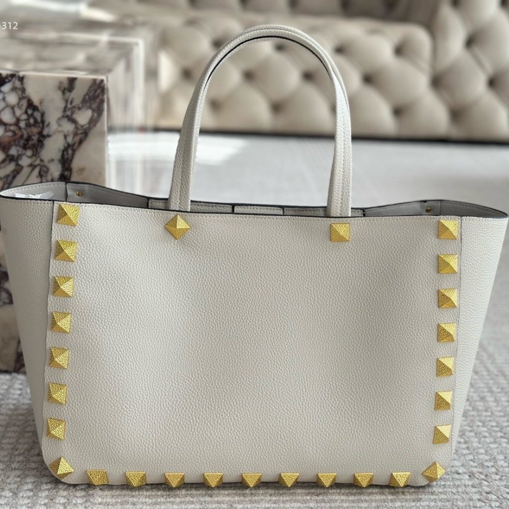 Va1e*ntin0 Garavani Rockstud Tote Bag White 40Cm