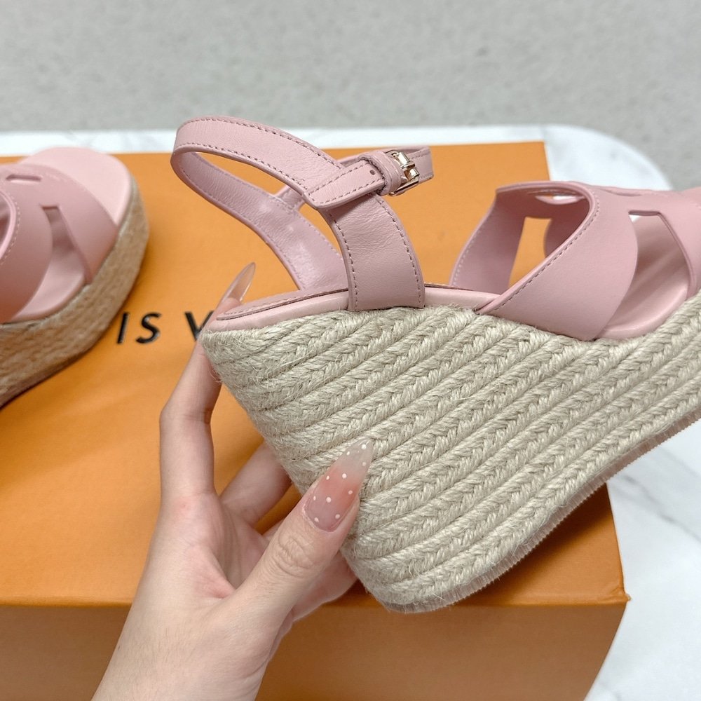 L0vis Vvtt0n Lv Isola Wedge Sandal Rose 1Agyi1