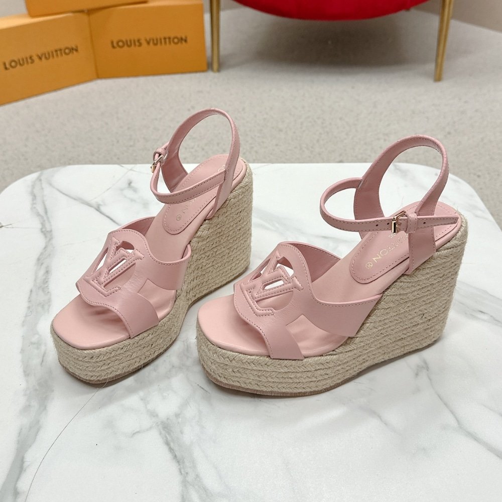 L0vis Vvtt0n Lv Isola Wedge Sandal Rose 1Agyi1