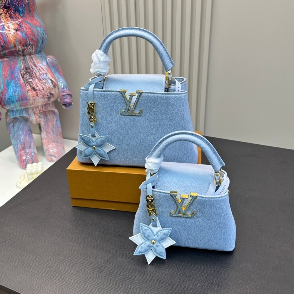 L0vis Vvtt0n Capucines Mini Bag Blue Bleach 20Cm M21303