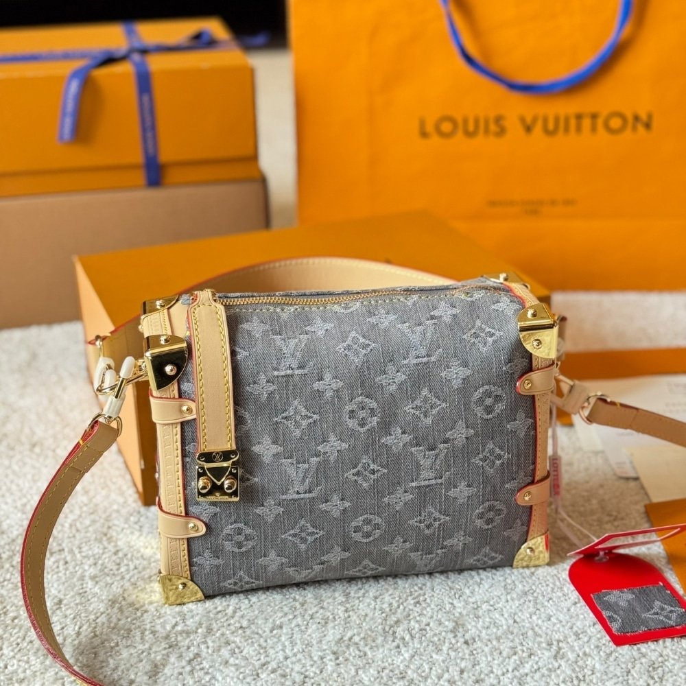L0vis Vvtt0n Side Trunk MM Bag Denim Grey 23Cm M13285
