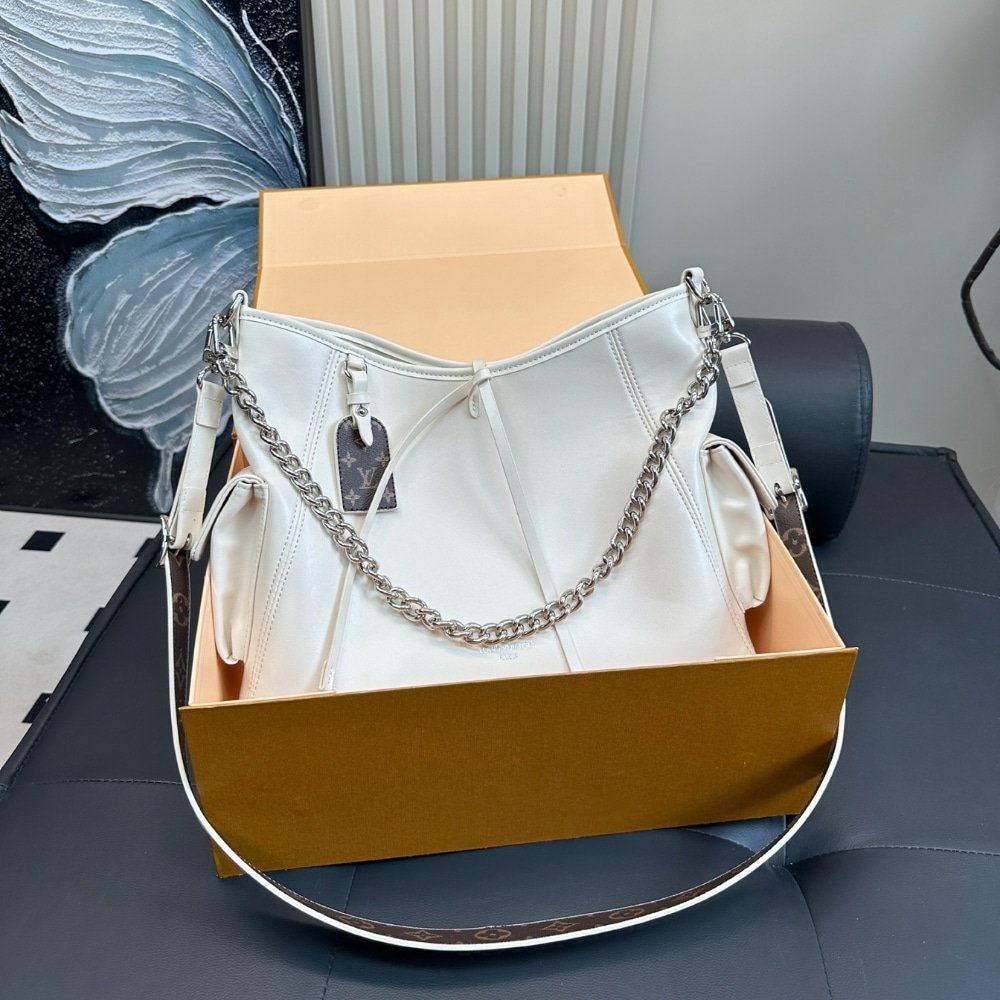 L0vis Vvtt0n Carryall Cargo Vibe PM Bag White 34Cm M12919