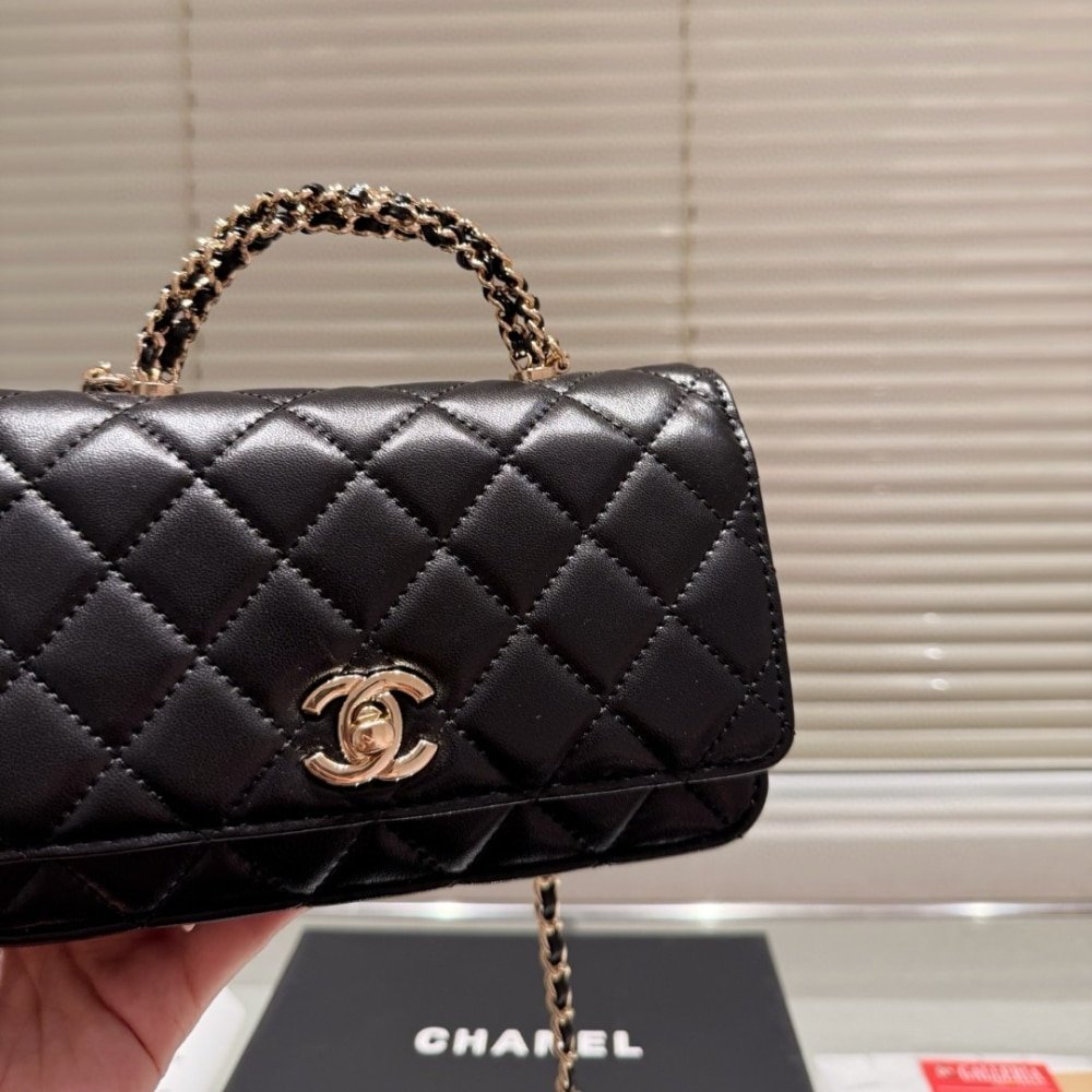 Ch**el Classic Mini Flap With Chain Handle Black 19Cm