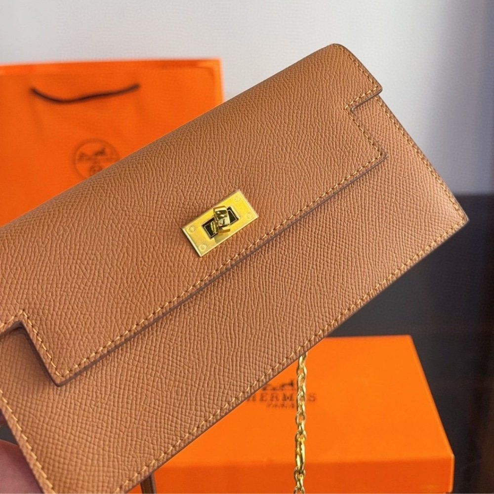 H**me5 Kelly Pocket Long Wallet In Gold 19Cm H084940Ck37