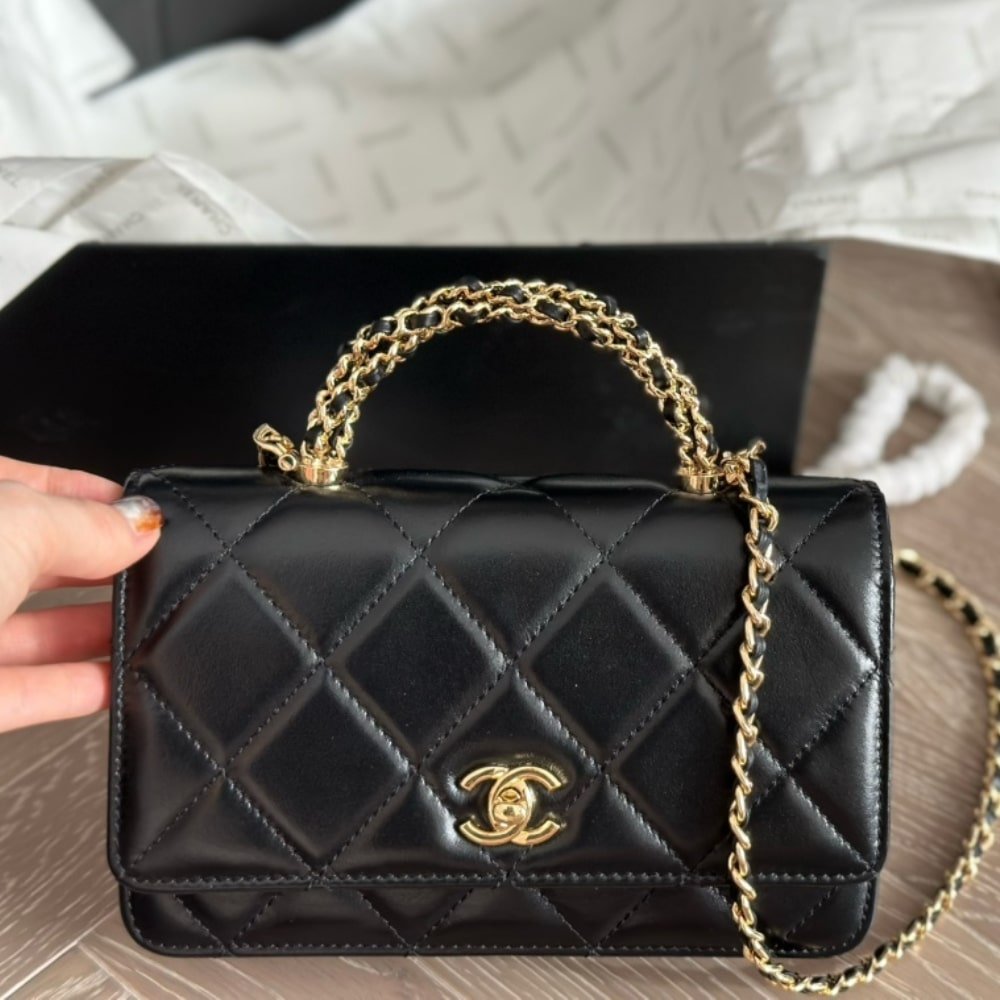 Ch**el Wallet On Chain Black 20Cm Ap4166 B17675 94305