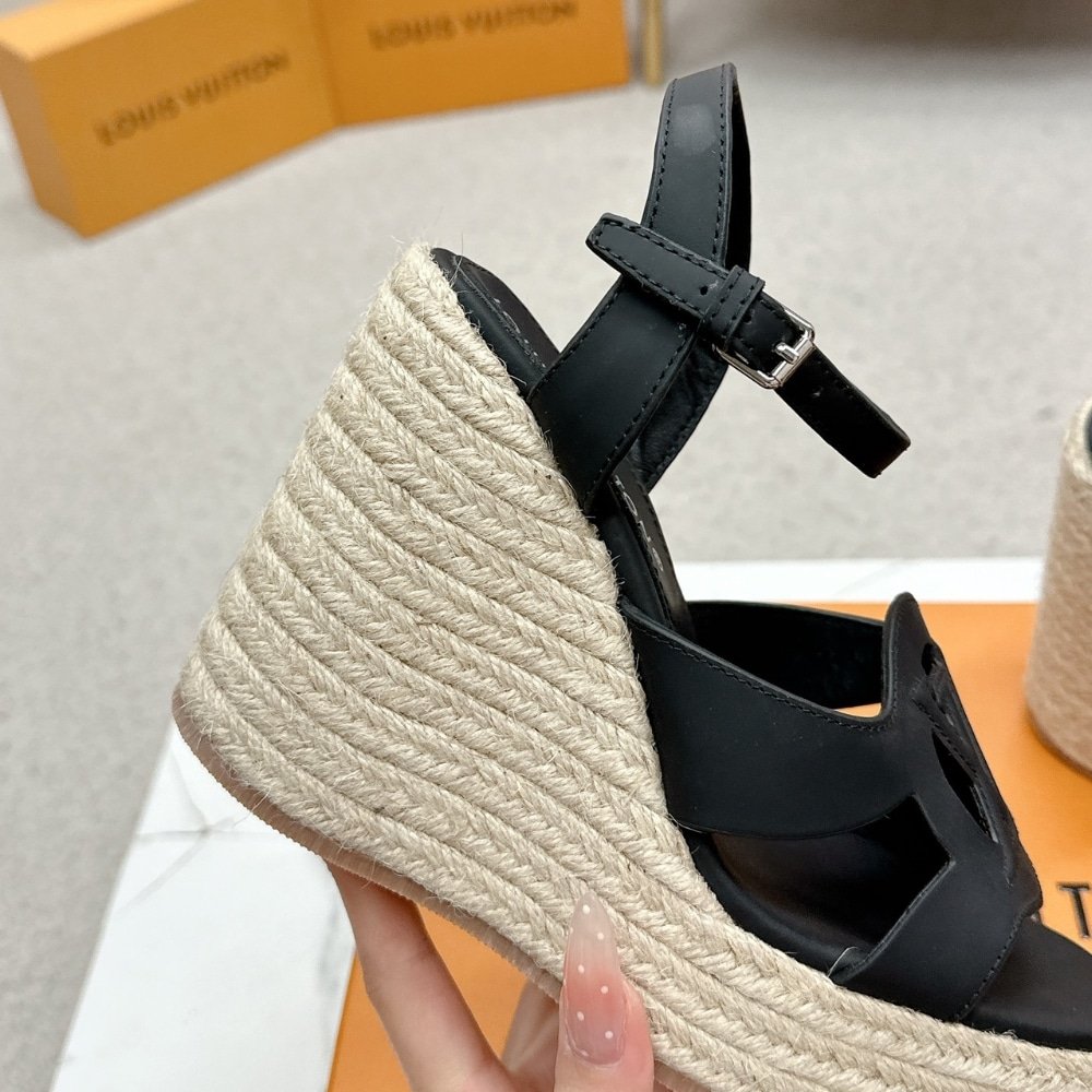 L0vis Vvtt0n Lv Isola Wedge Sandal Noir 1Aci88