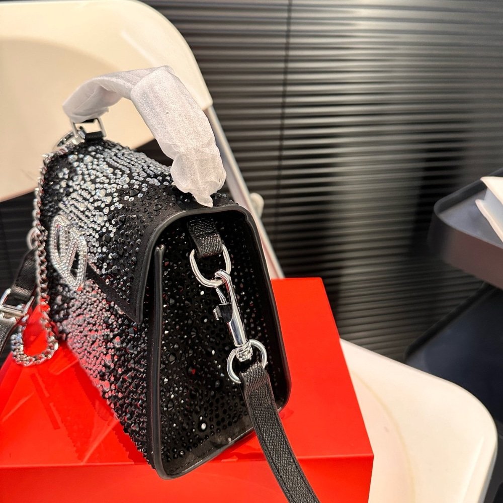 Va1e*ntin0 Garavani Mini Vsling Handbag With Sparkling Embroidery Black 19Cm