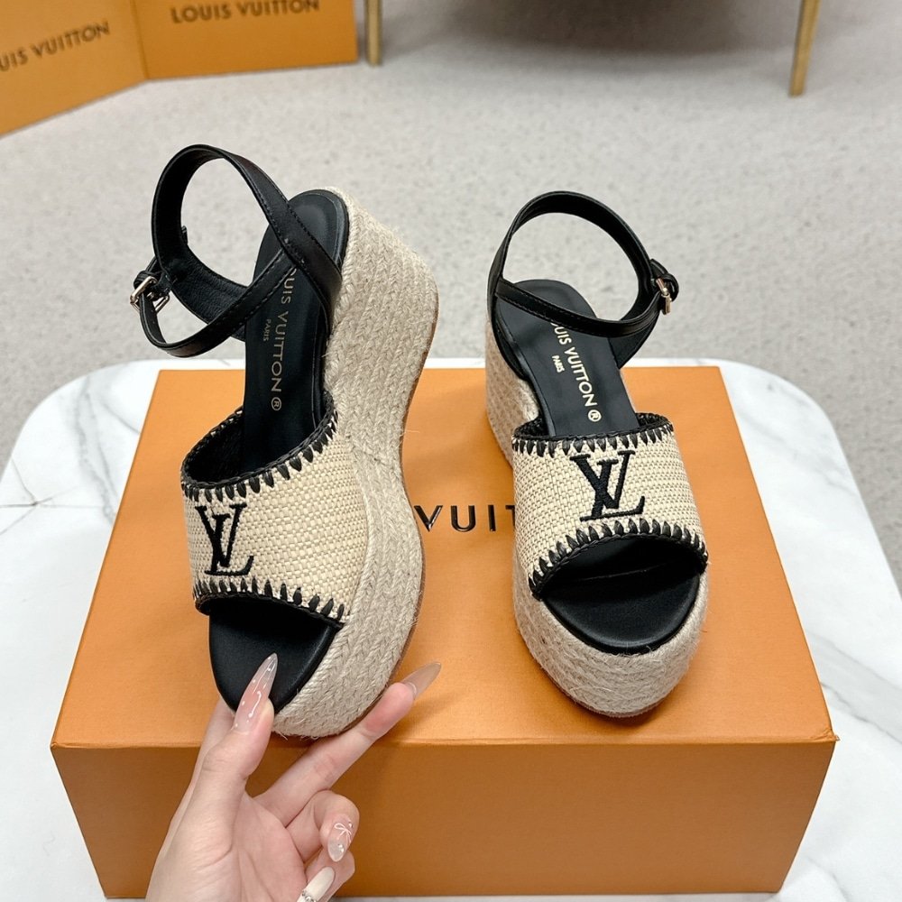 L0vis Vvtt0n Helios Wedge Sandal Raffia Black
