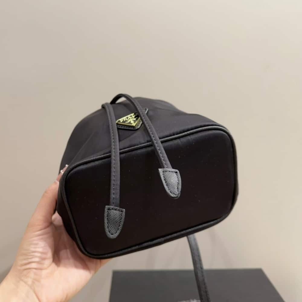 Pra*a Re Edition 1978 Re Nylon Mini Bag Black 16Cm 1Be067 R064 F0002 V Wom