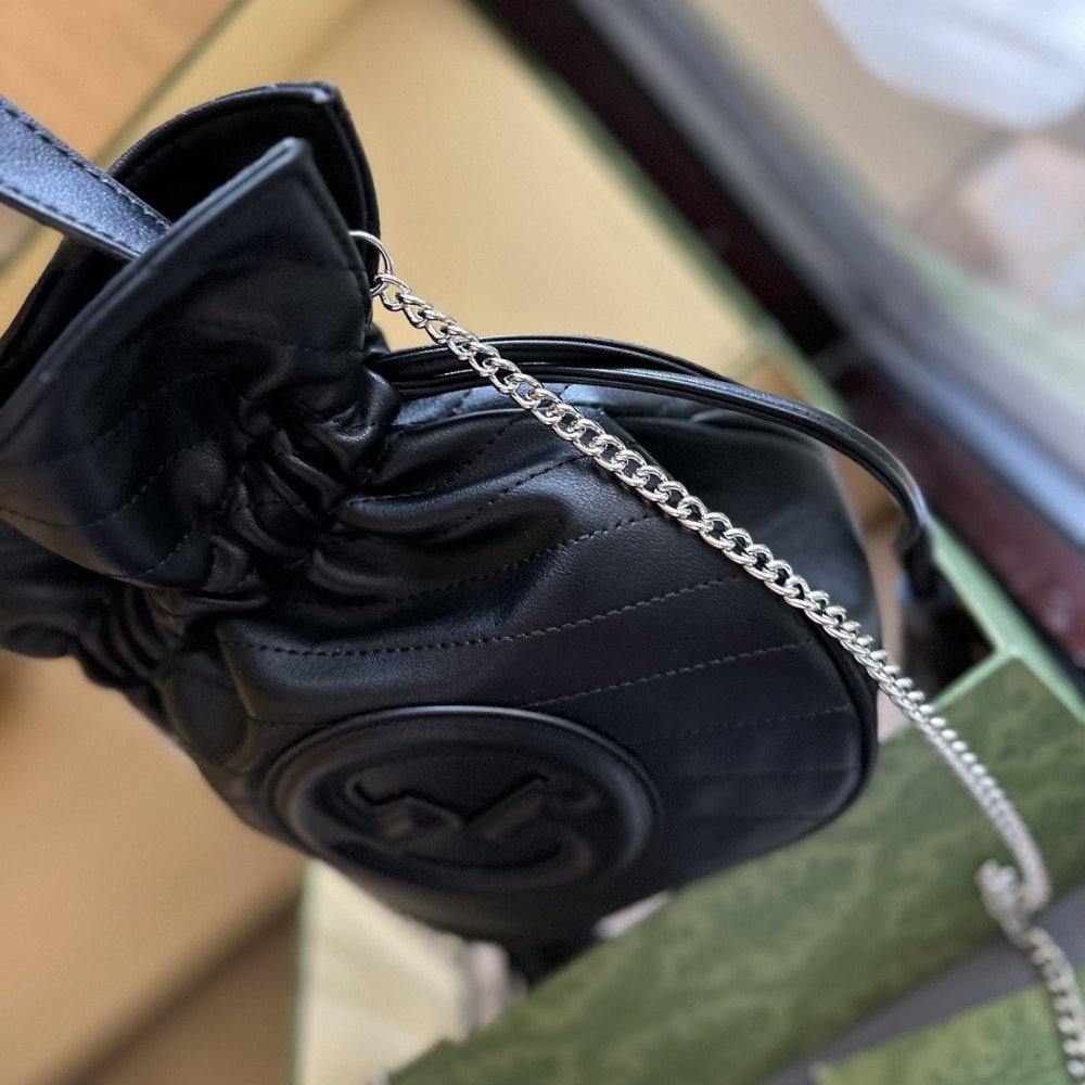 Gvc*1 Blondie Mini Bucket Bag Black 19Cm 760313 Aacp7 1000