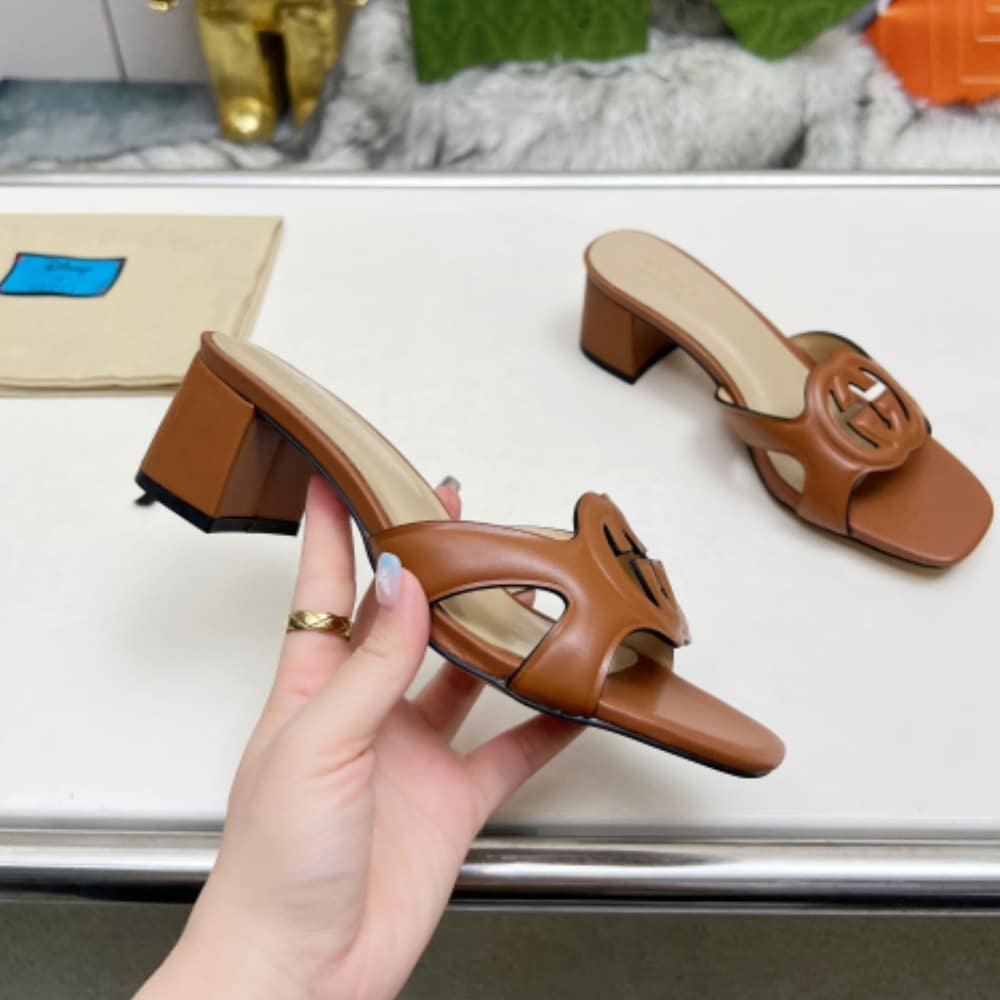 Gvc*1 Women’s Interlocking G Slide Sandal Brown 782413 Aaazg 2535