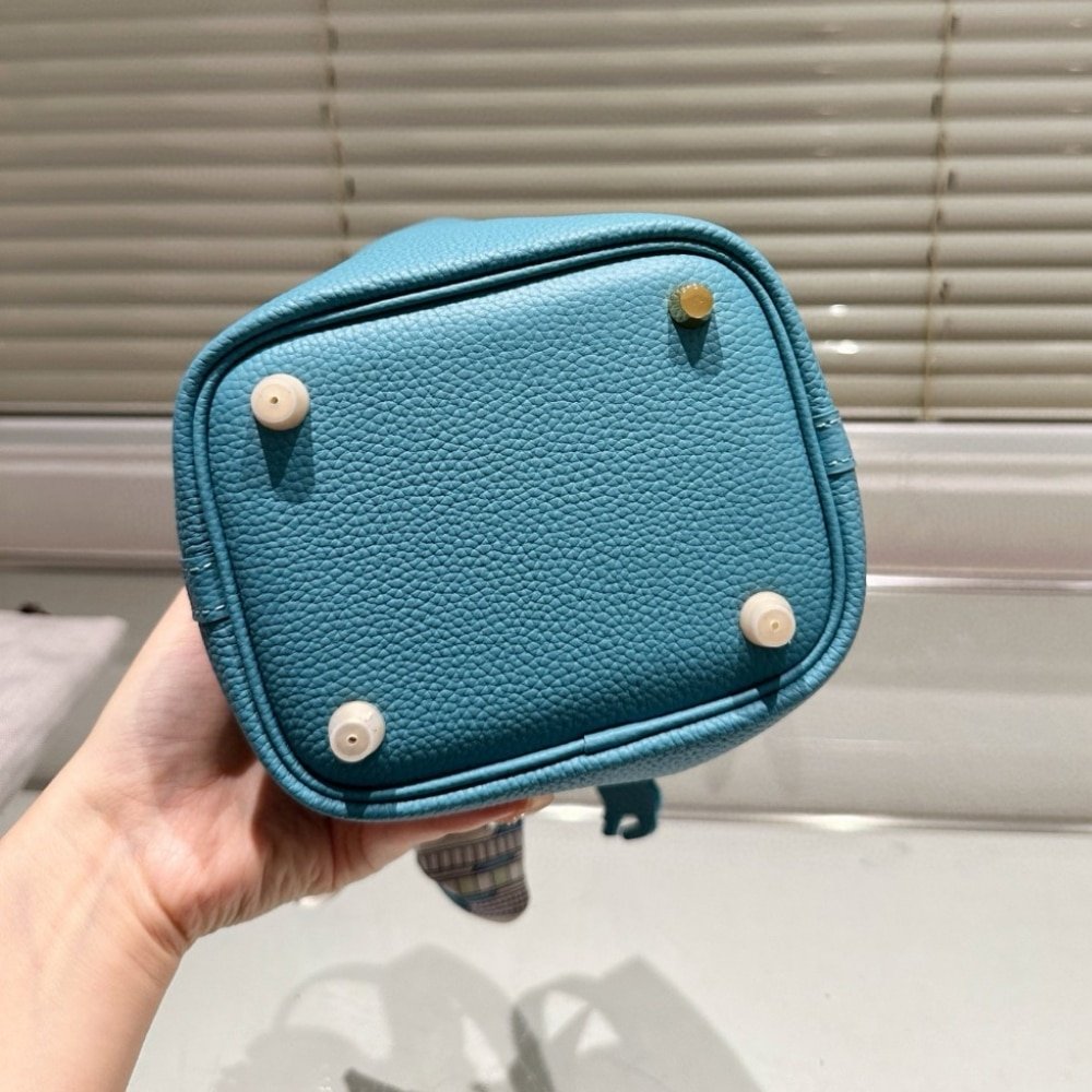 H**me5 Picotin Lock 18 Bag Blue With Gold 18Cm