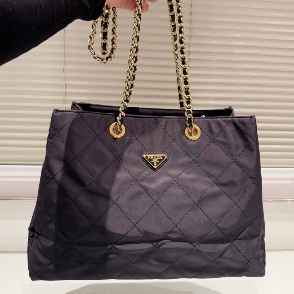 Pra*a Re Edition 1995 Re Nylon Tote Bag Black 42Cm