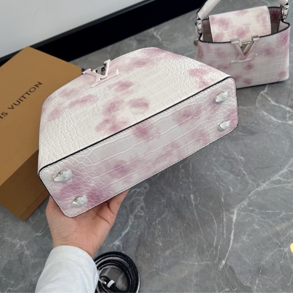 L0vis Vvtt0n Capucines BB Bag Pink And White 27Cm