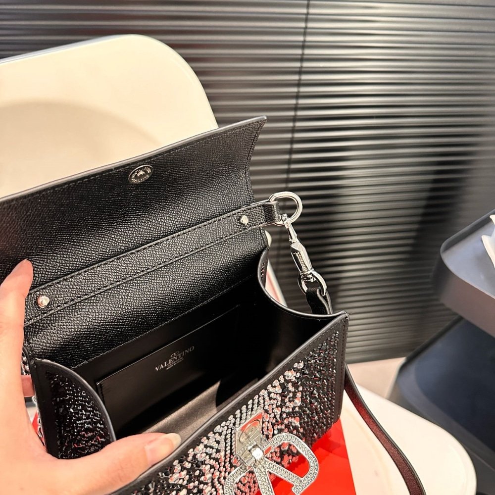 Va1e*ntin0 Garavani Mini Vsling Handbag With Sparkling Embroidery Black 19Cm
