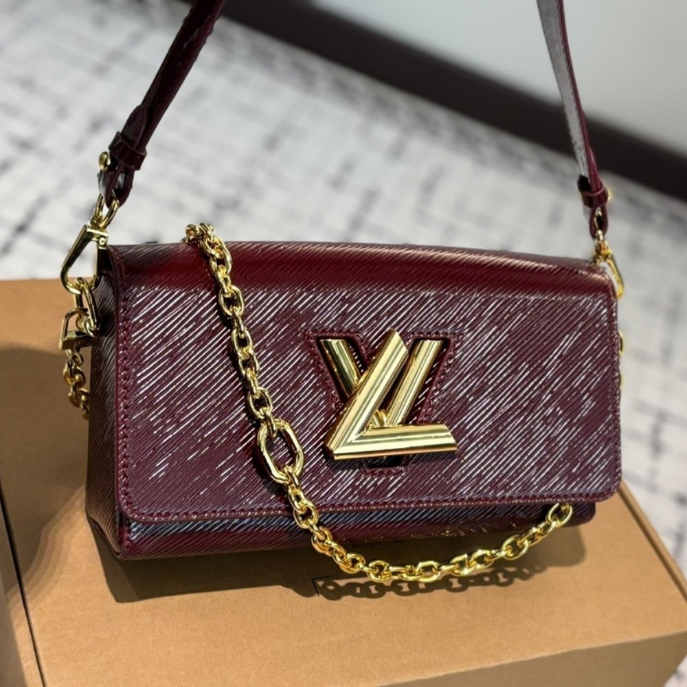 L0vis Vvtt0n Twist West Bag Epi Bordeaux 23Cm M24603
