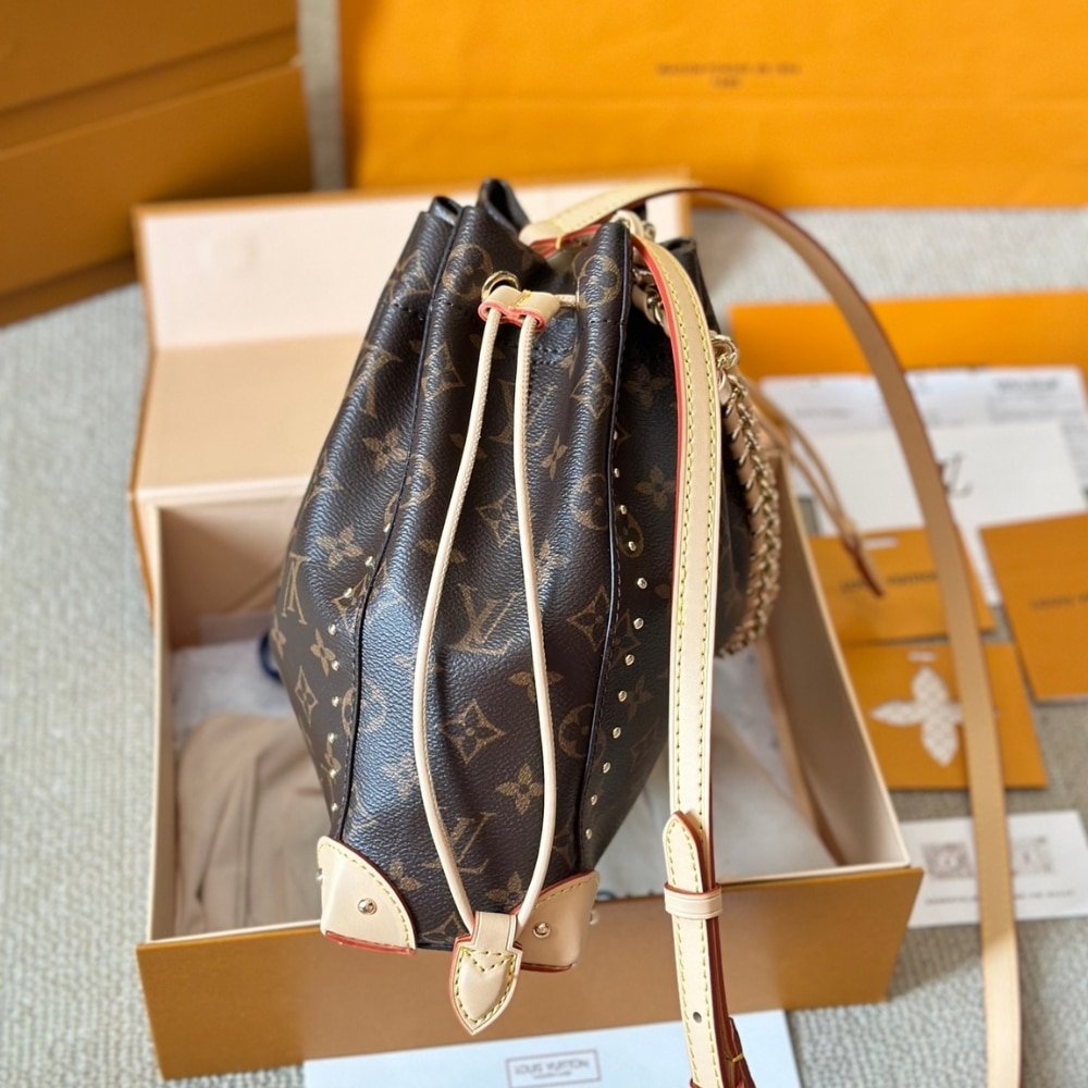 L0vis Vvtt0n Noé Trunk PM Bag Monogram Brown 20Cm