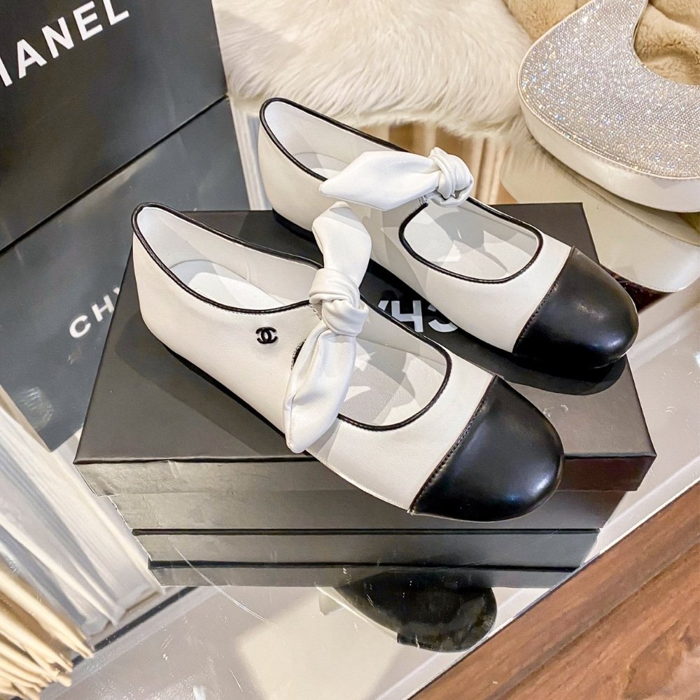 Ch**el Mary Janes Shoes White And Black G46149 X01000 Nabtk