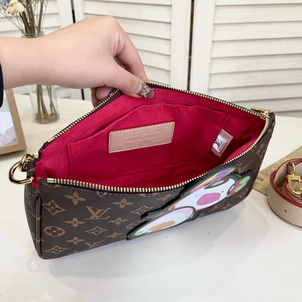 L0vis Vvtt0n X Takashi Murakami Pochette Monogram Brown 28Cm M13440