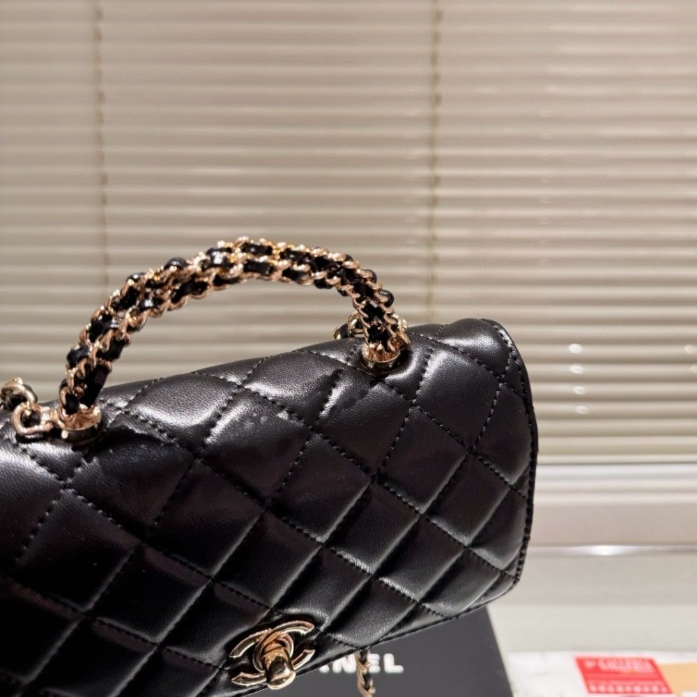 Ch**el Classic Mini Flap With Chain Handle Black 19Cm