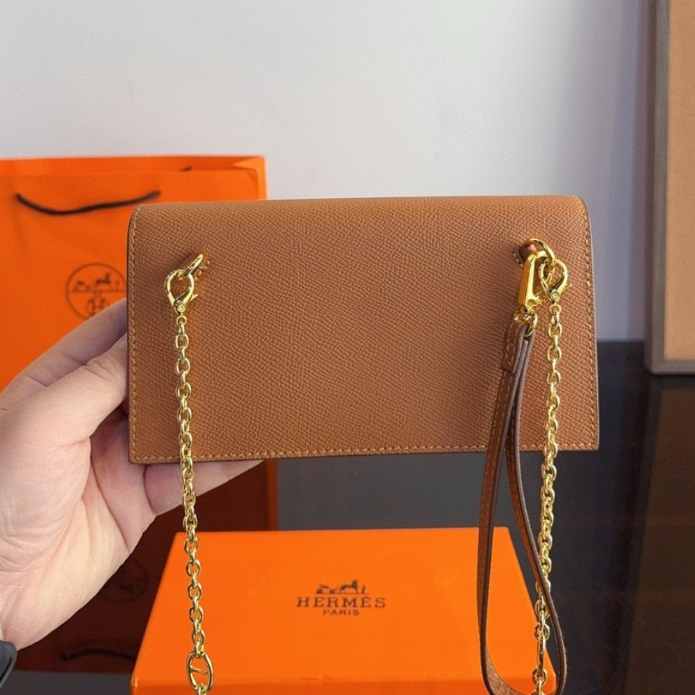 H**me5 Kelly Pocket Long Wallet In Gold 19Cm H084940Ck37