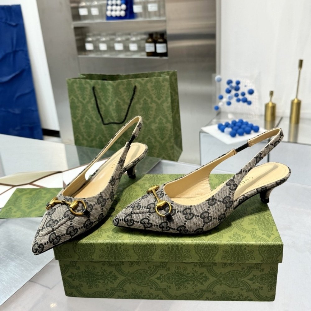 Gvc*1 Women’s Horsebit Slingback Pump Beige And Blue 782627 2Hk80 4041