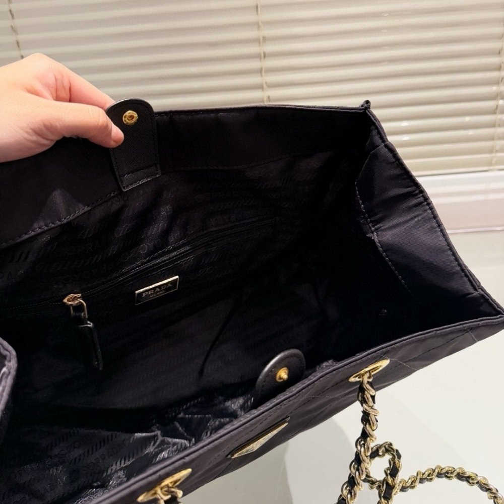 Pra*a Re Edition 1995 Re Nylon Tote Bag Black 42Cm