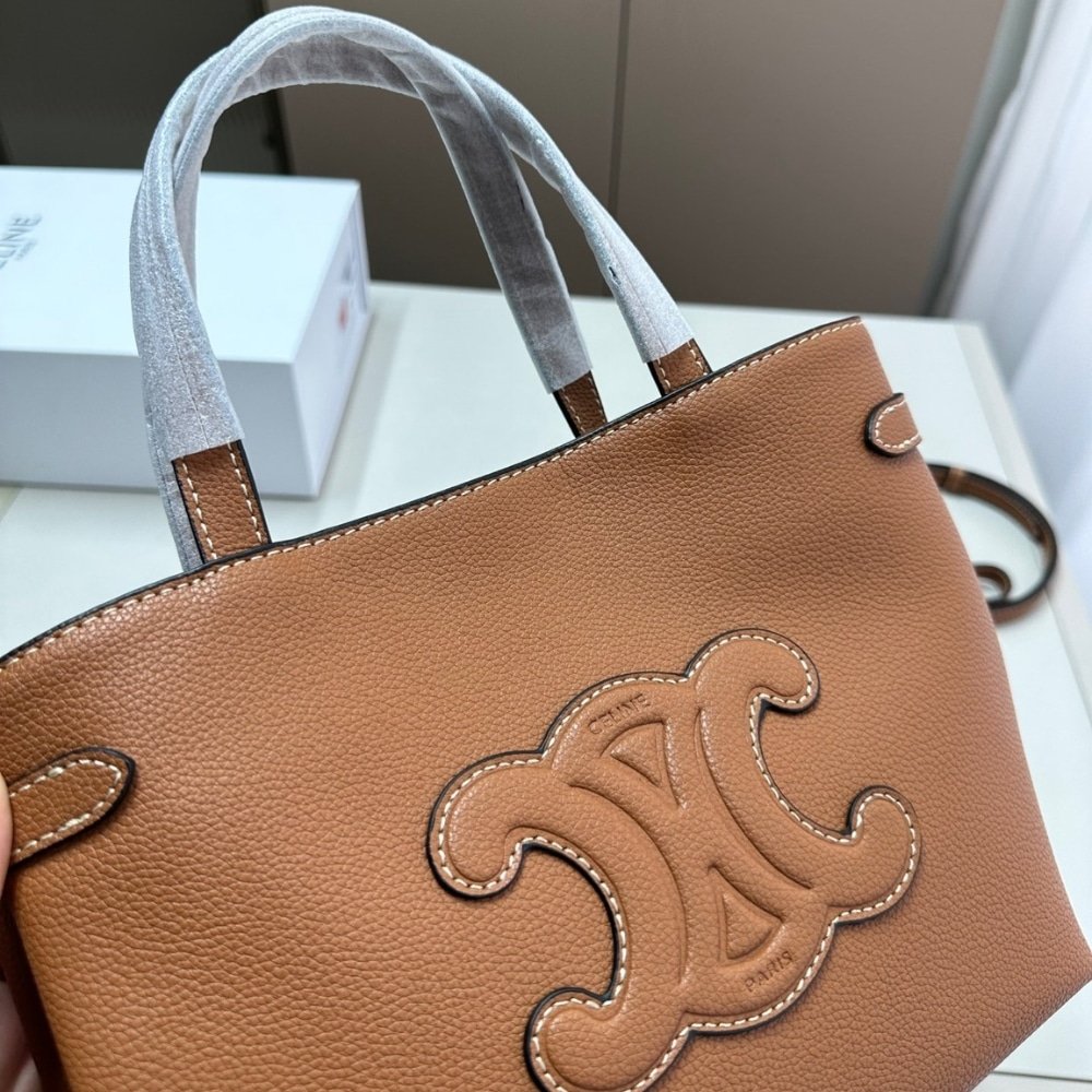 Ce1i*e Mini Cabas Anais Cuir Triomphe In Brown 21Cm 118613Eny 04Lu