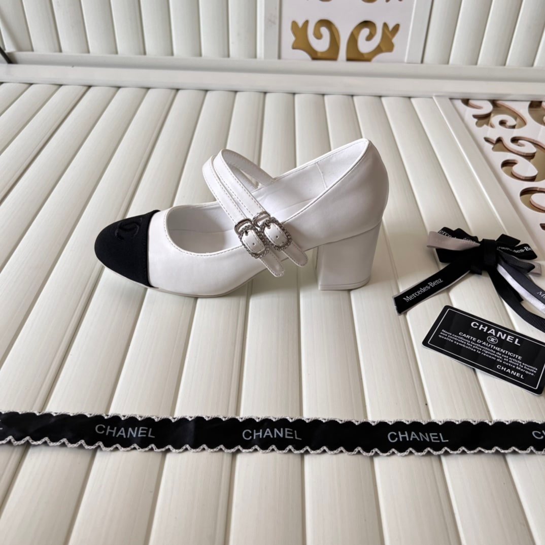Ch**el Mary Janes And Grosgrain White G45696 B16524 Nx269