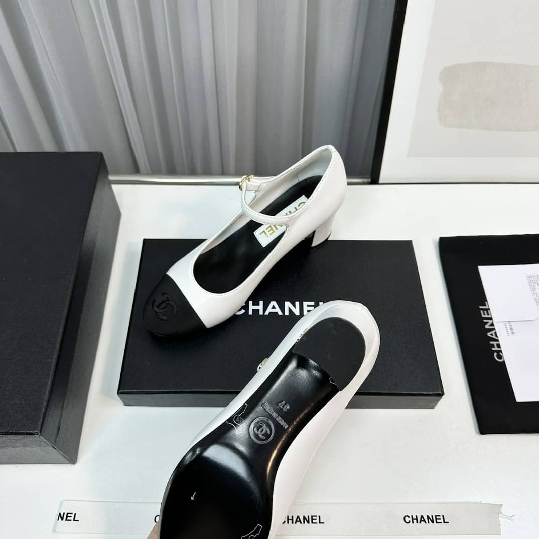 Ch**el Mary Janes White G45118