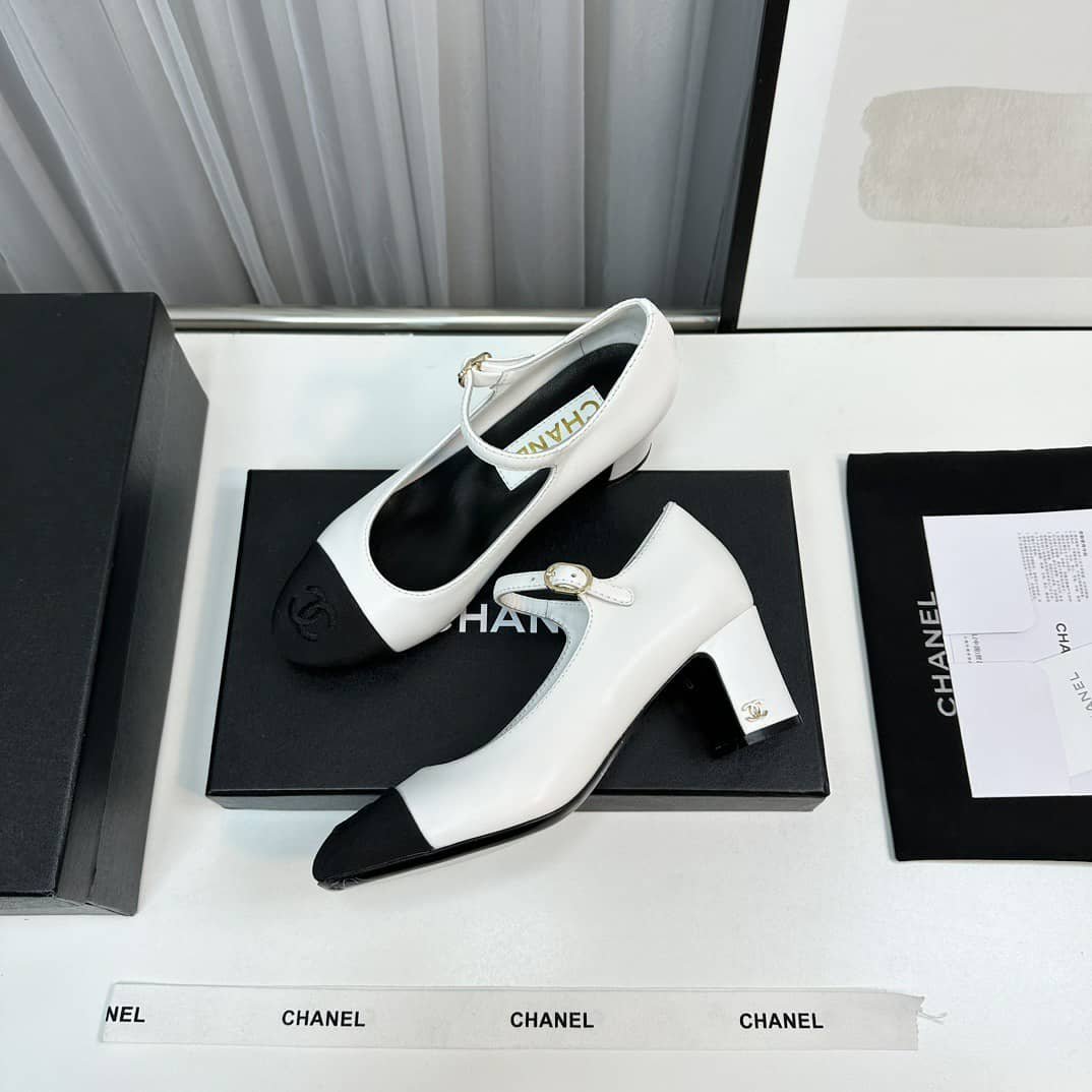 Ch**el Mary Janes White G45118