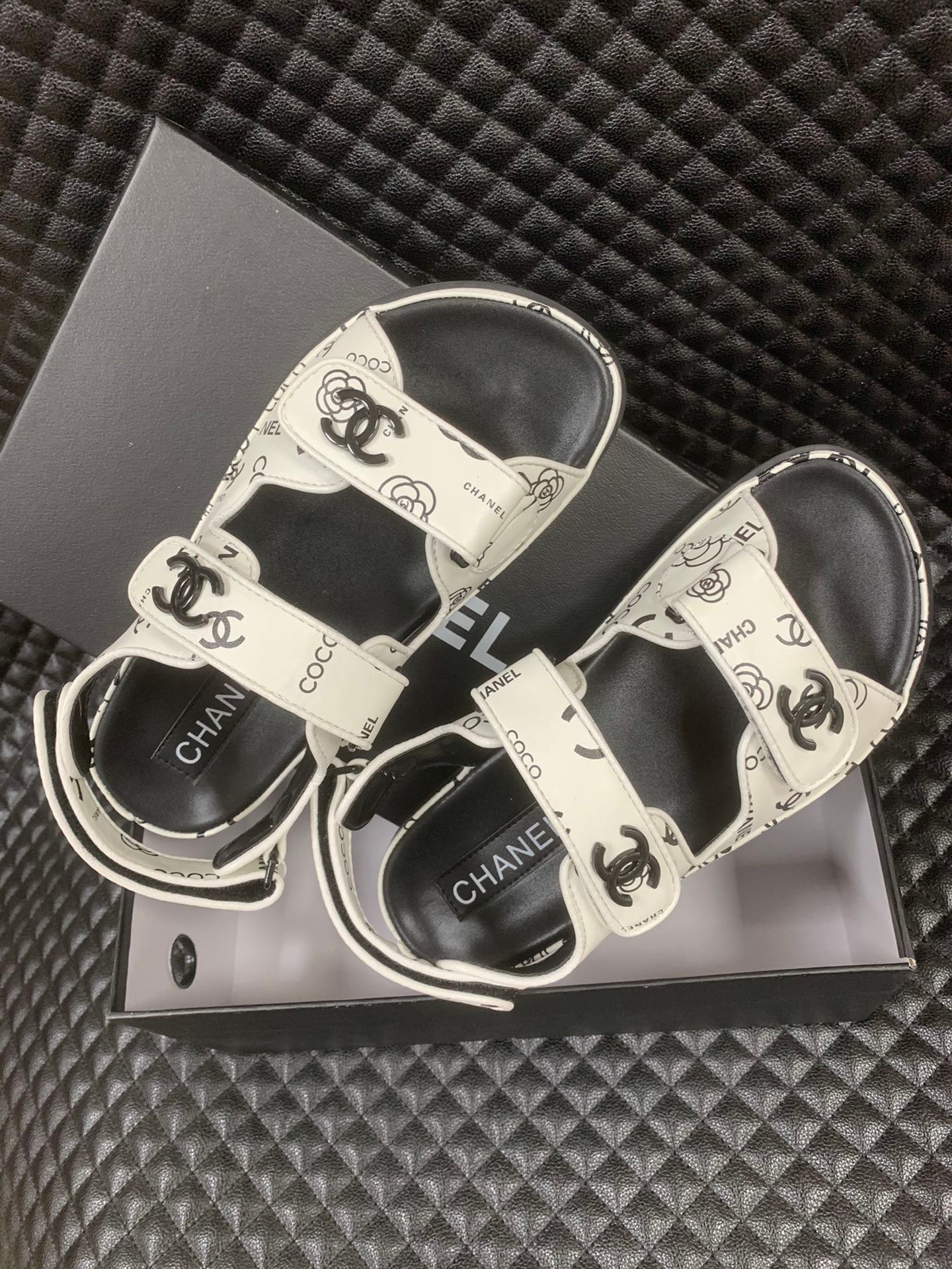 Ch**el Dad Slingback Sandals 23P Camelia Cc Logo