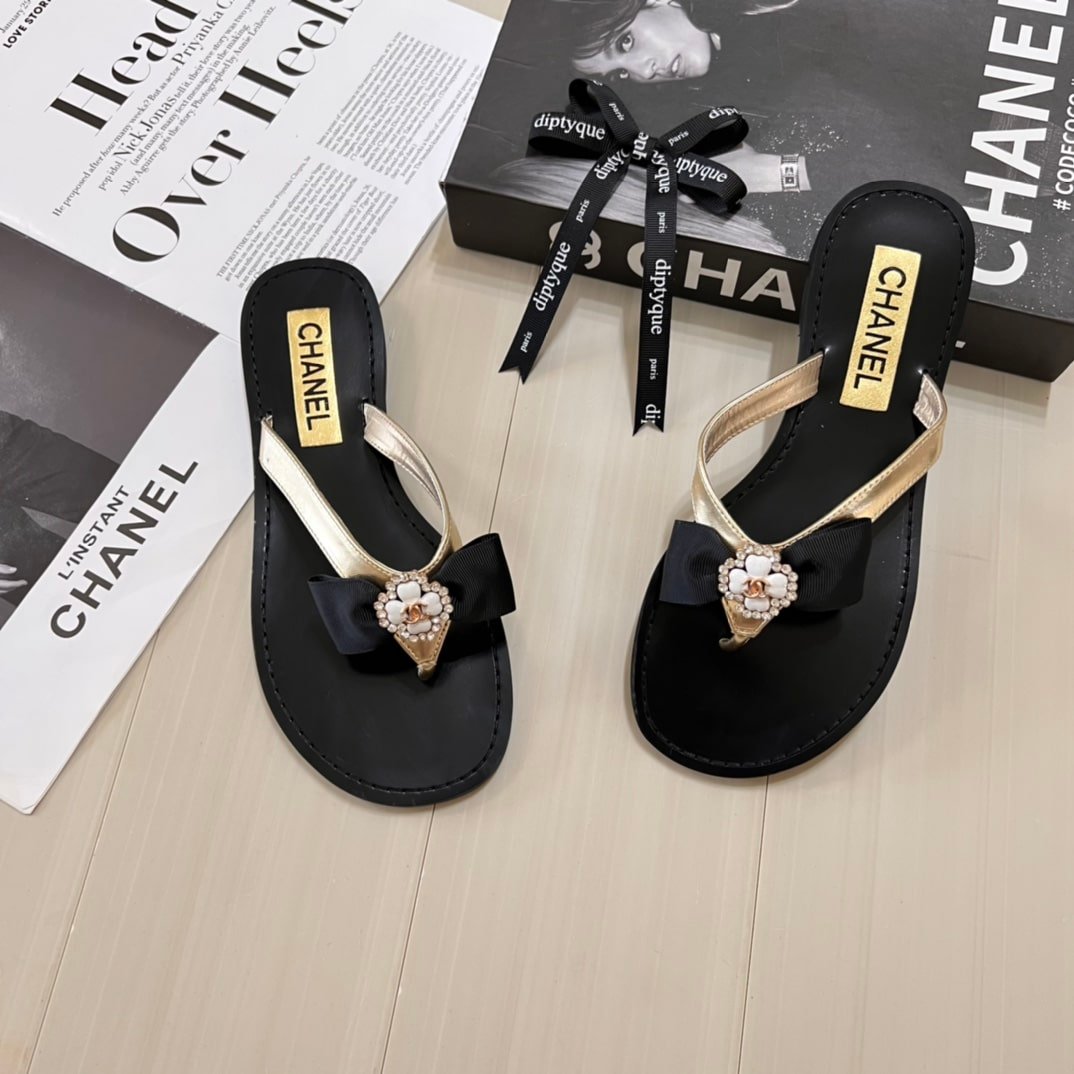 Ch**el Thong Slide White Camellia Cc Logo Bow Black