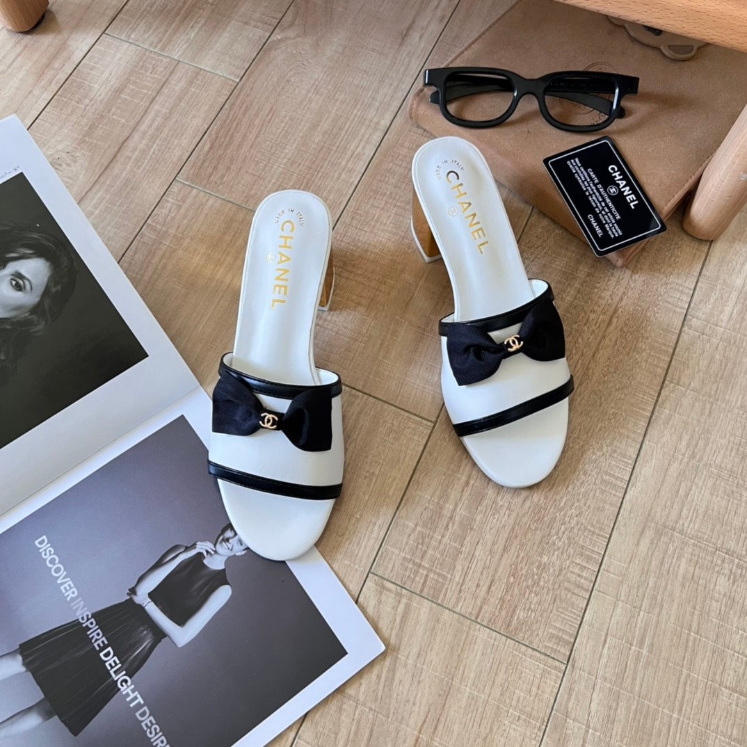 Ch**el Grosgrain Ribbon Bow Mule Leather White