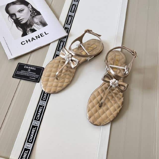 Ch**el Gold Quilted Leather With White Camellia Cc Logo Bow Thong Sandals