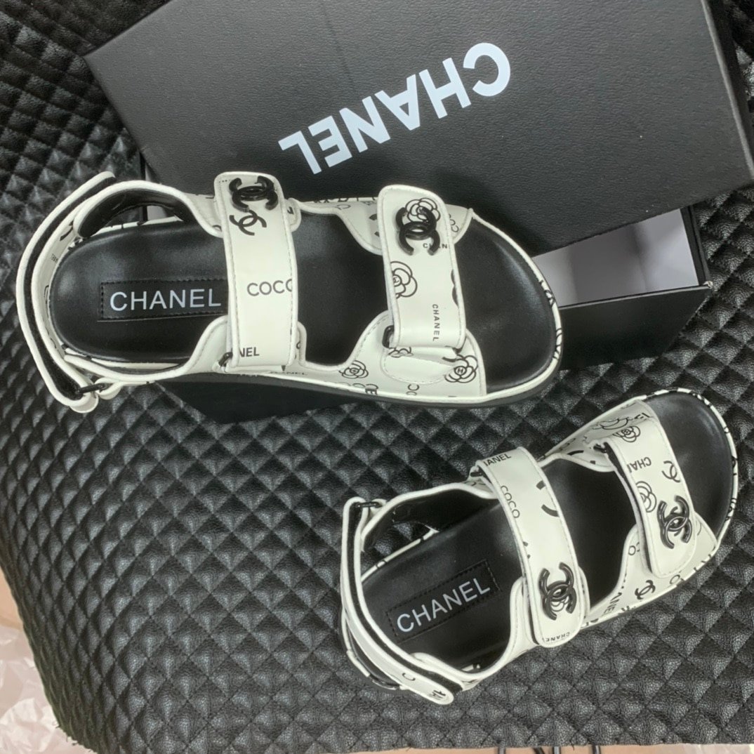 Ch**el Dad Slingback Sandals 23P Camelia Cc Logo
