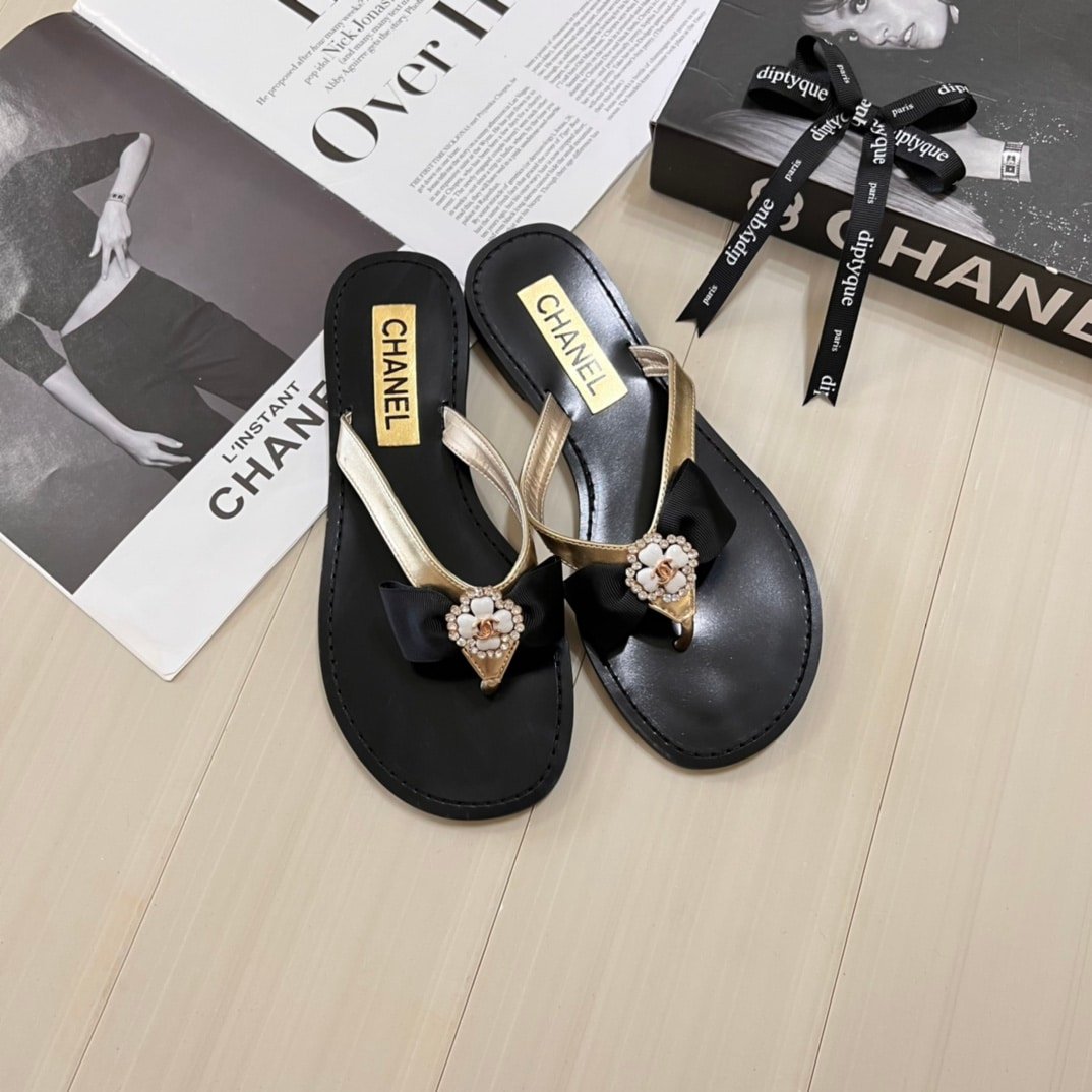 Ch**el Thong Slide White Camellia Cc Logo Bow Black