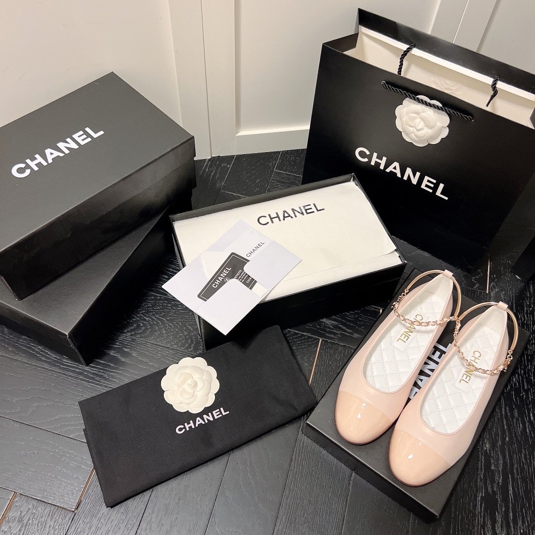 Ch**el Interlocking Cc Logo Ballet Flats Light Pink