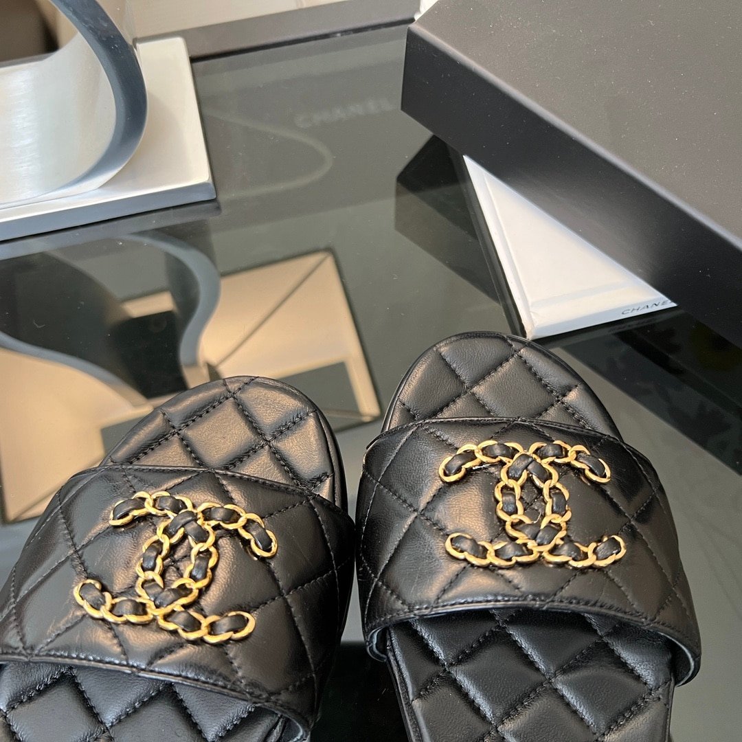 Ch**el 23P Quilted Cc Chain Mule Sandal Black G39954 X56940 94305