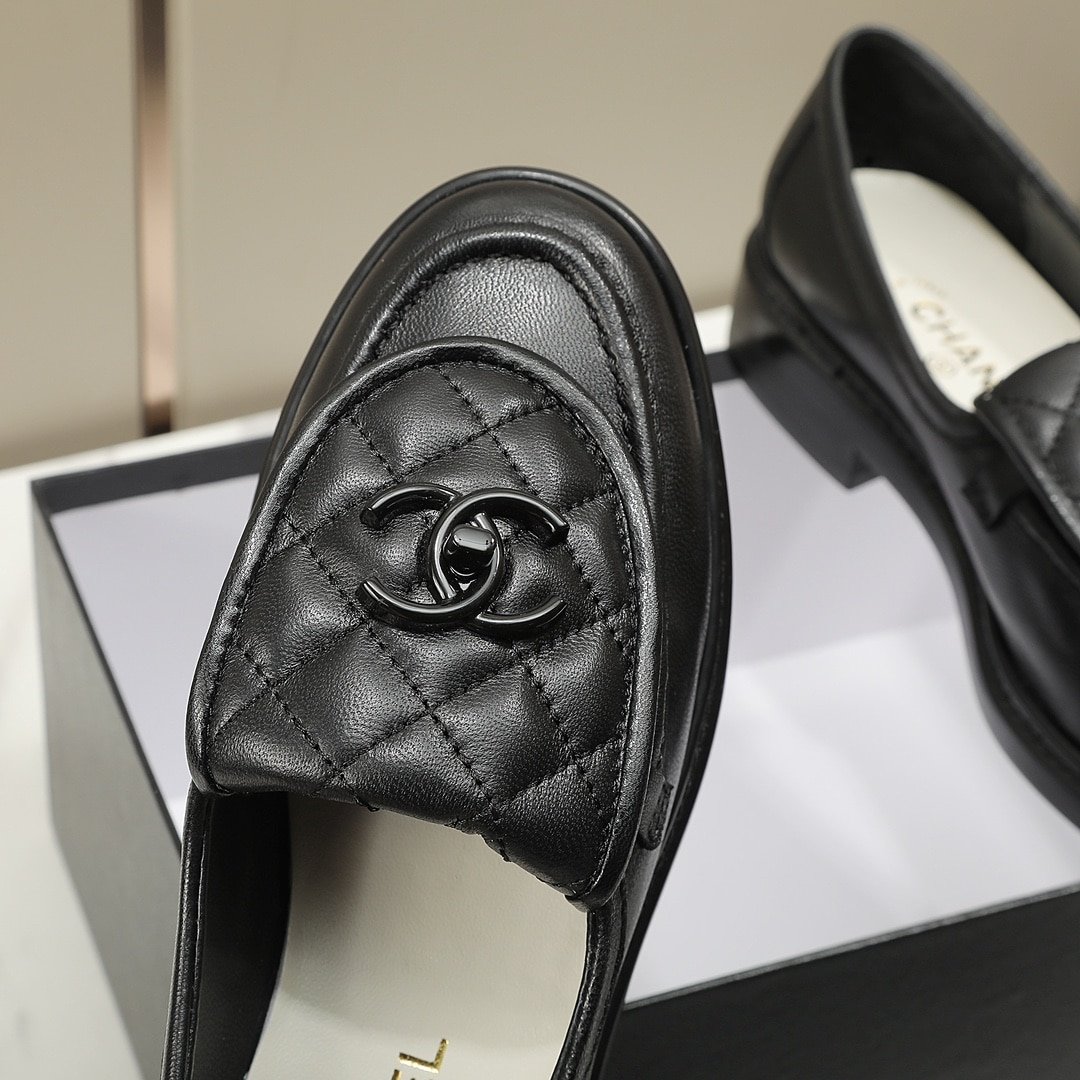 Ch**el Cc Nib Turnlock Moccasins Flat Loafers Black