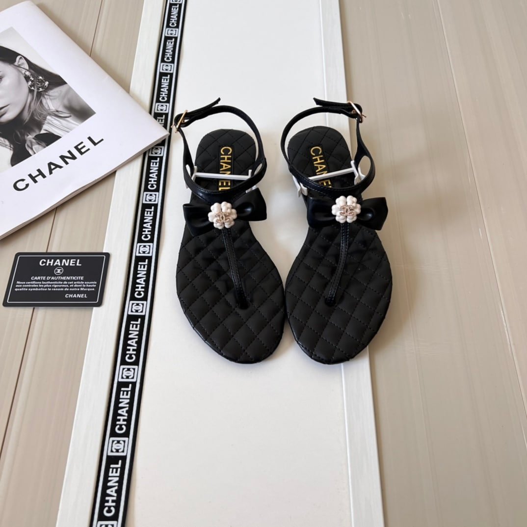 Ch**el Black Quilted Leather With White Camellia Cc Logo Sandals G45258 X01000 94305