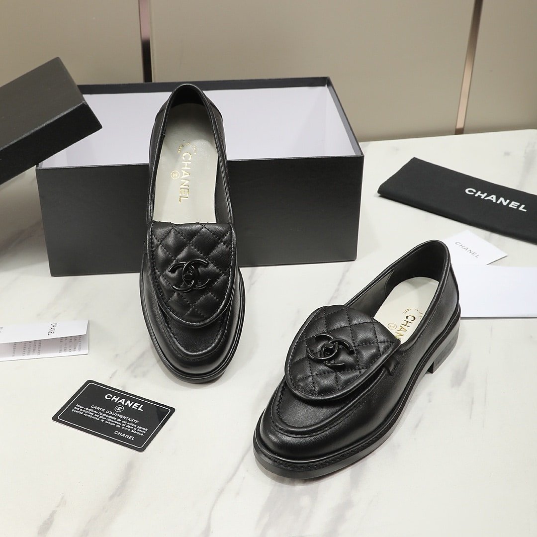 Ch**el Cc Nib Turnlock Moccasins Flat Loafers Black