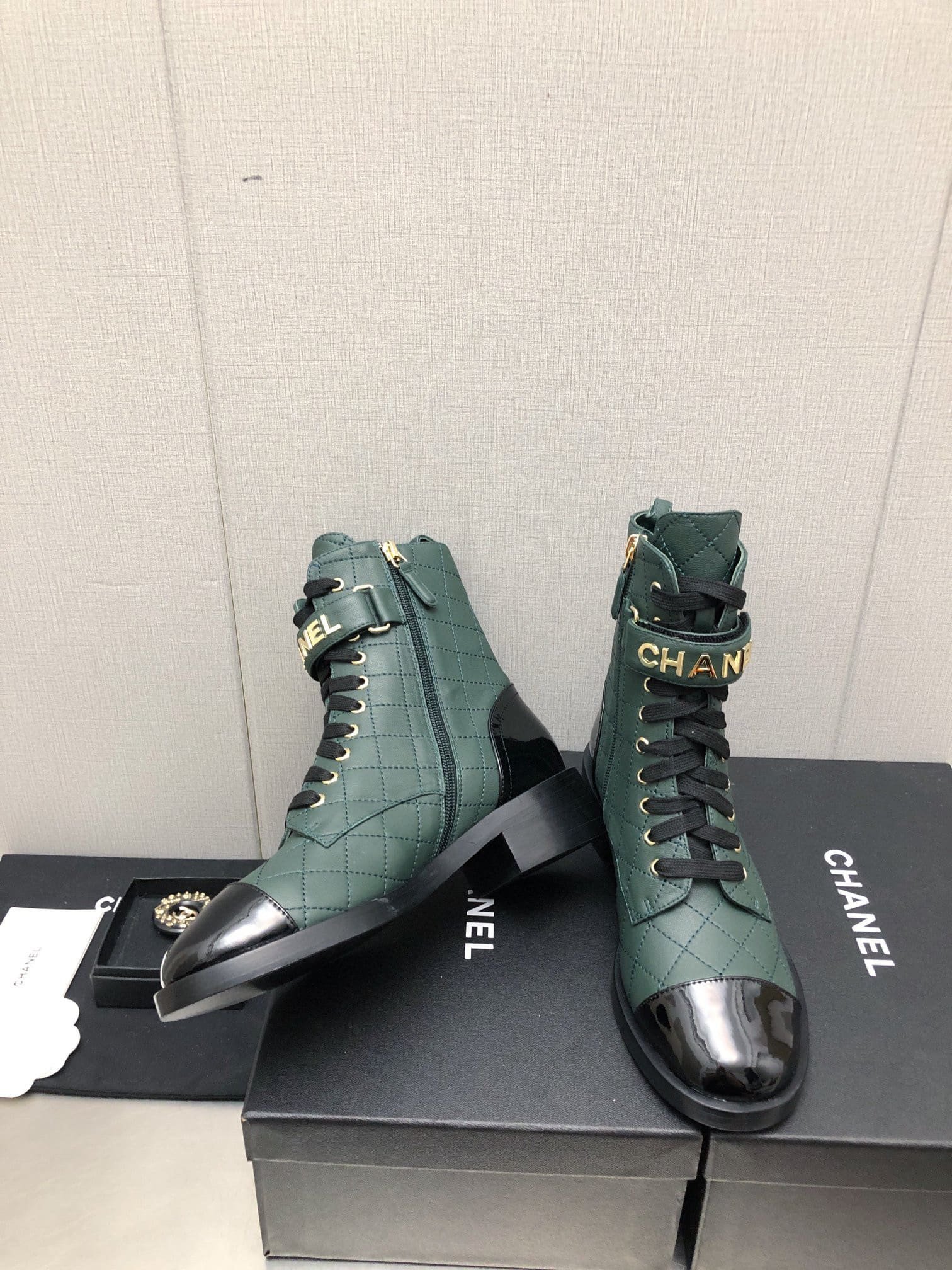 Ch**el Combat Boots Dark Green G45005