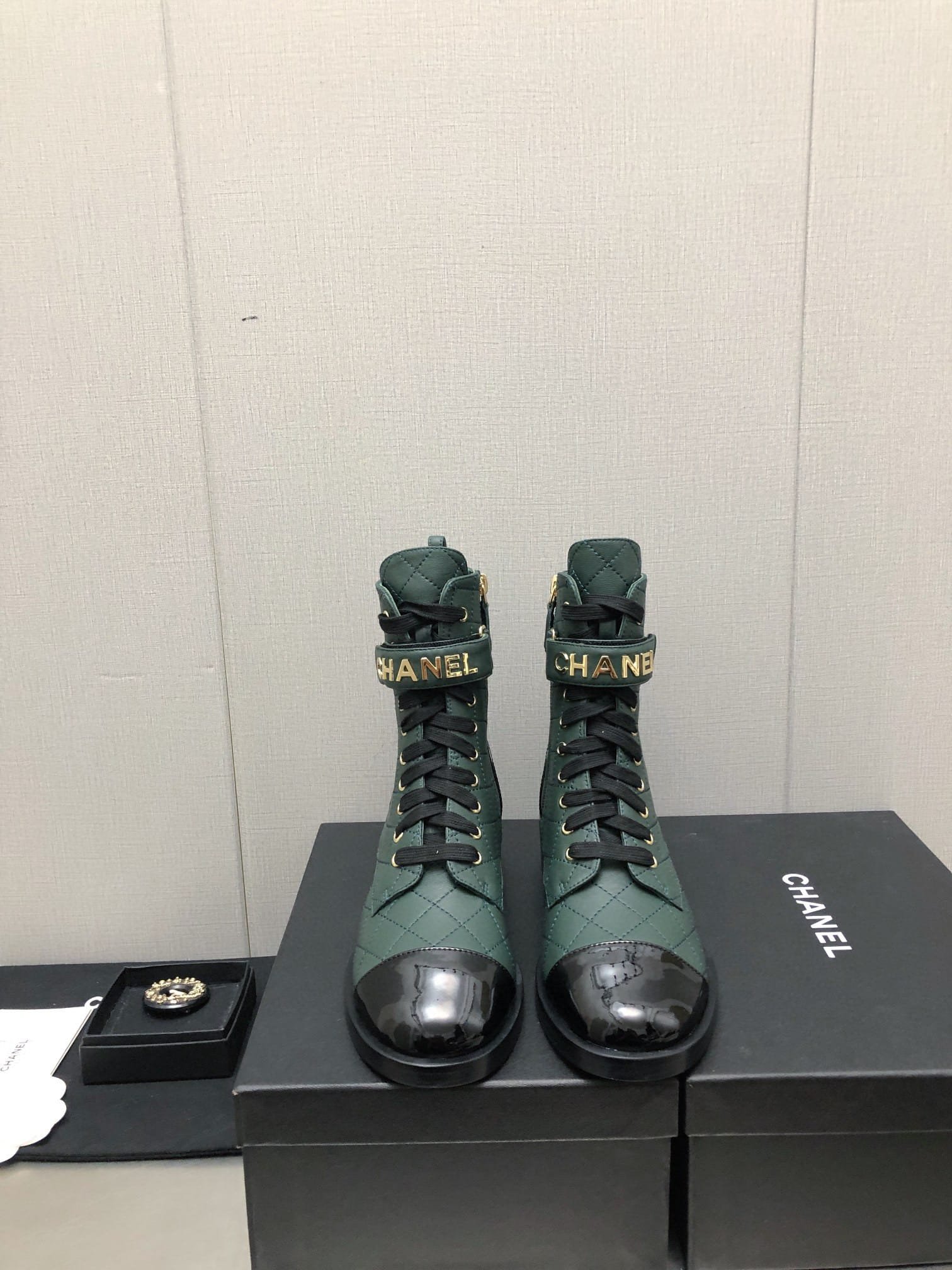 Ch**el Combat Boots Dark Green G45005