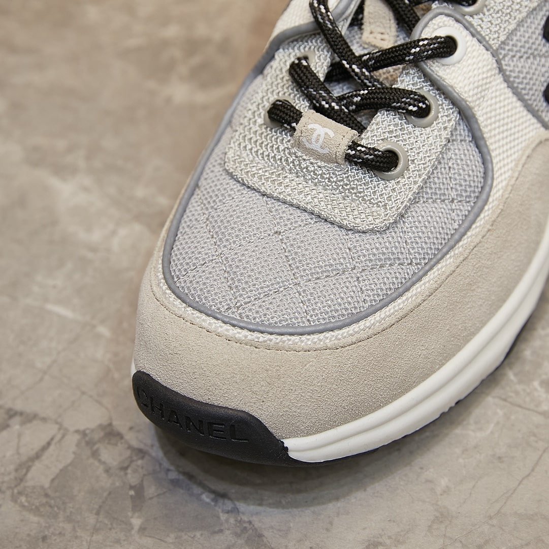 Ch**el Low Top Trainer Gray White