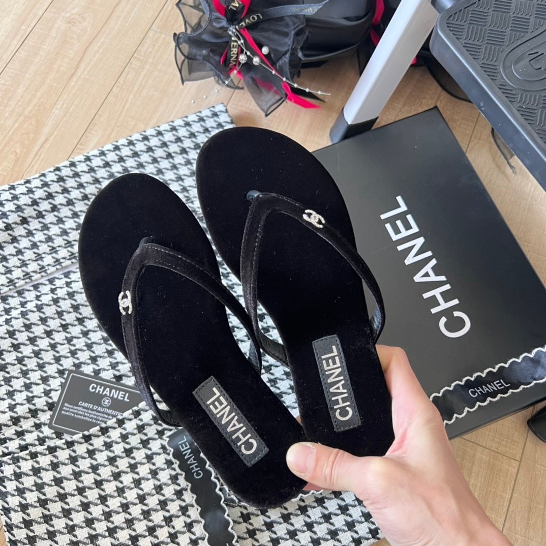Ch**el Thongs Slipper Velvet In Black G45716 B16716 94305