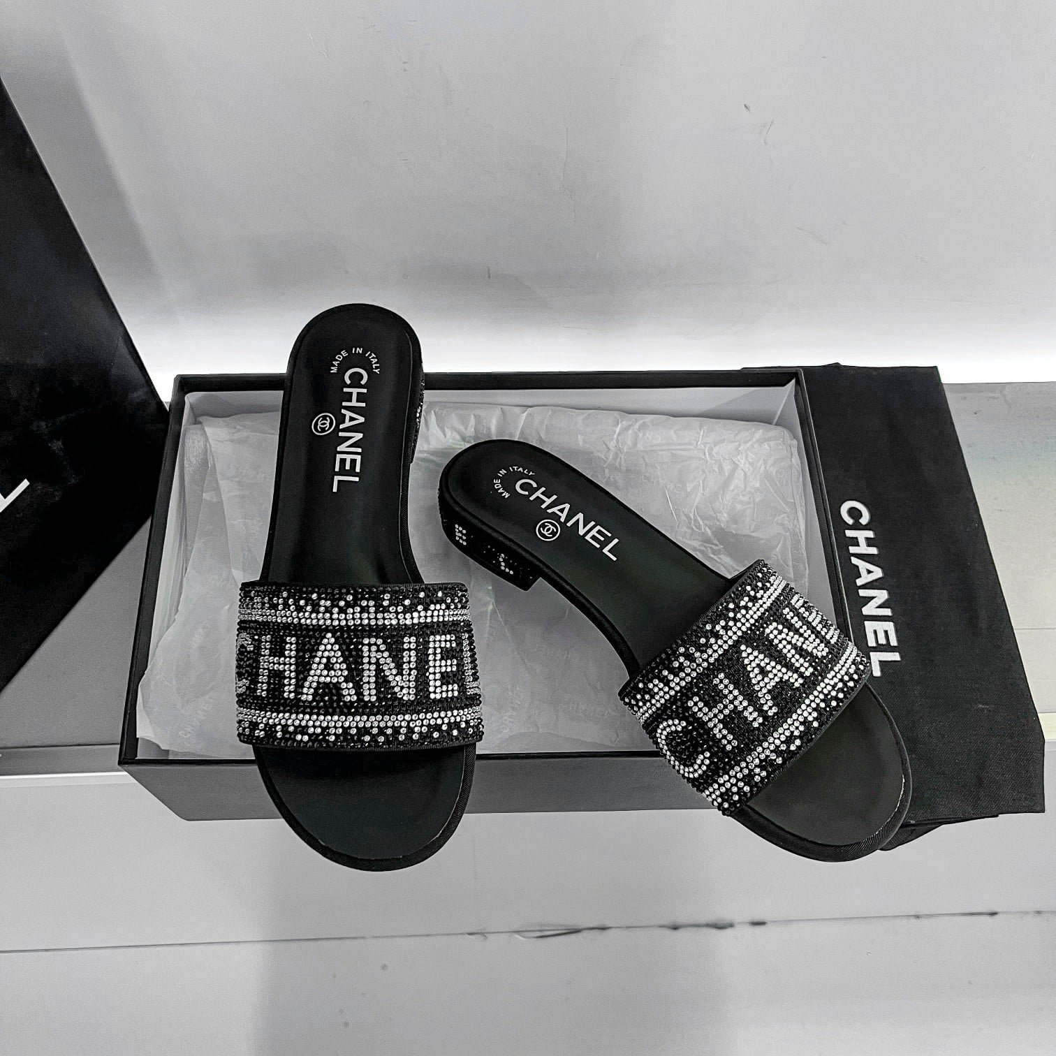 Ch**el 24P Beaded D1am0nd Slippers Black